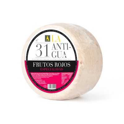 Spanish Sheep Cheese with Berries